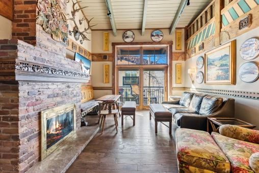 Cozy Fireplace