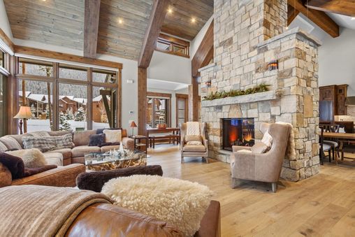 Multiple Fireplaces