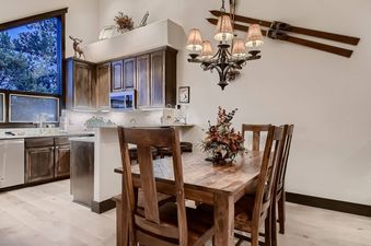 04 Saddlewood Ski Chalet