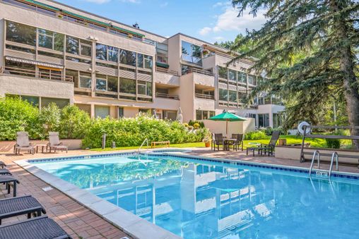 Outdoor Community Pool