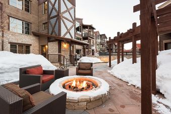 Silver Star Complex