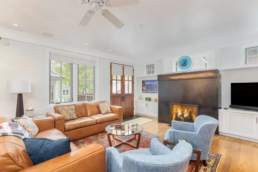 Multiple Fireplaces