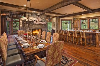 04 Dining Area
