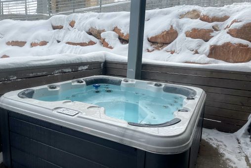 Private Outdoor Hot Tub