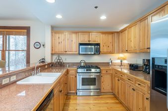 Bear Creek Lodge 112
