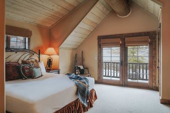 03 Powder Ridge Cabins