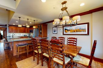 06 Dining and Kitchen