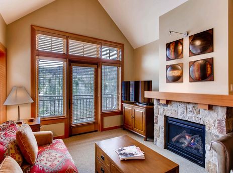 Capitol Peak Lodge 3323