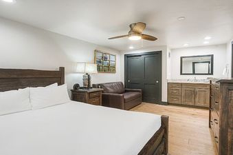 03 Lodge at Vail 3 Bdr Res