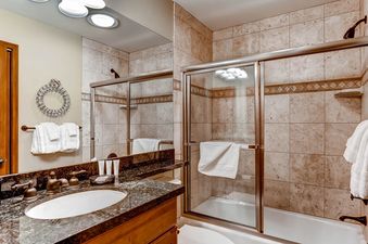 13 Meadows-M1 bathroom