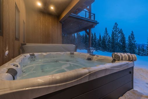 Private Hot Tub
