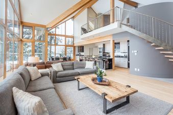 04 Living Area