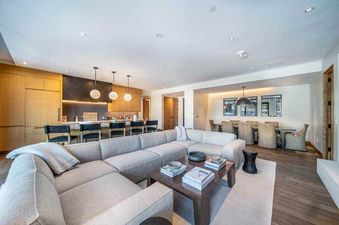 One Snowmass East 506