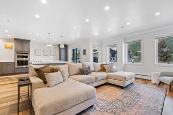 02 Living room