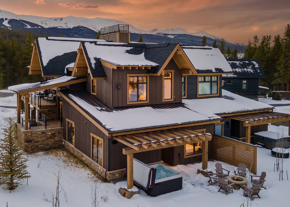 01 Chalet Halara Winter Exterior