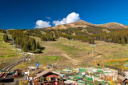 Walk to lift