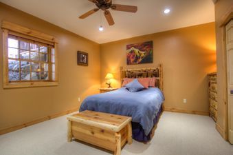 18 Moondance Lodge