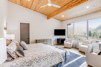 12 East Vail Vista