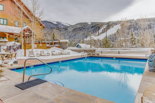Outdoor Community Pool