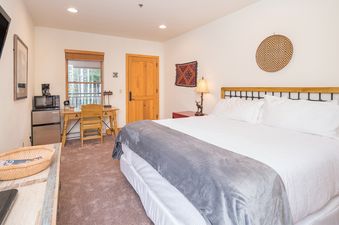 Bear Creek Lodge 108