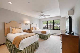 12 St James Place 4 Bedroom