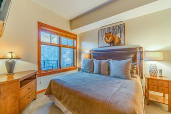 Capitol Peak Lodge 3217