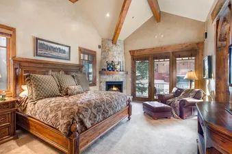 16 Abode at Murdoc House