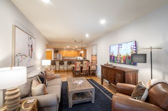 Bear Creek Lodge 104