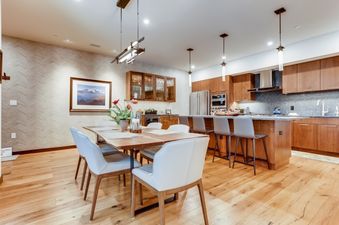 04 Dining and Kitchen