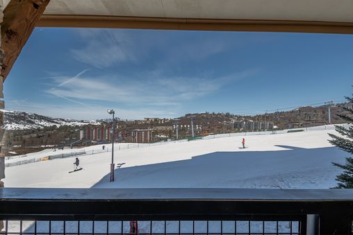 Ski In/Ski Out