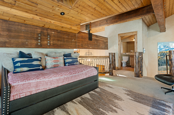 Stag Lodge 23