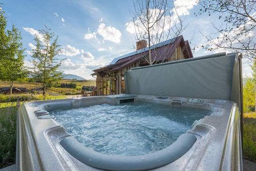 Private Hot Tub