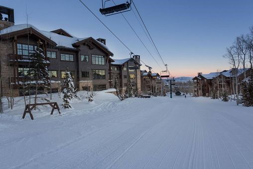 Ski-in/ski-out access