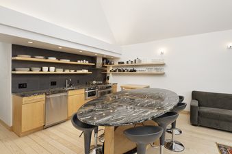 Fifth Avenue Unit 5