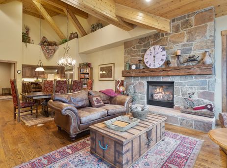 131 Three Bedroom Black Diamond Lodge