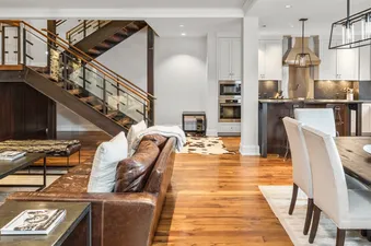 02 Slopeside Residence E3
