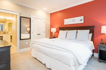 River Club 108
