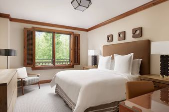 Four Seasons Three Bedroom Resort Residence Mountain View