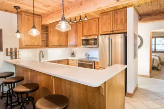 02 Kitchen