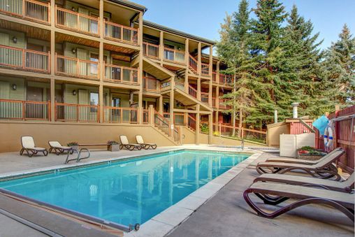 Outdoor Community Pool