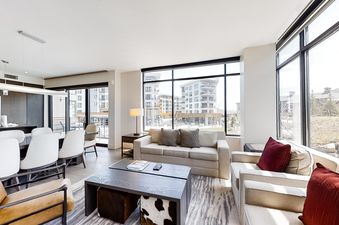 04 Living Room