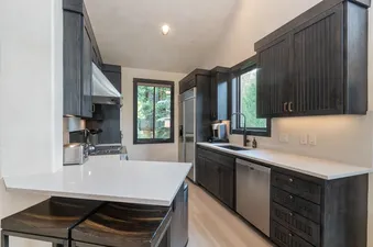 08 Brightside Chalet