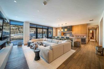 One Snowmass East 506