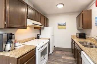 Mountainside Inn 113