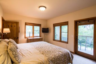 Riverbend Lodge 120