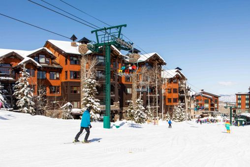 Ski-In/Ski-Out