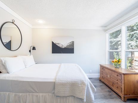 Mountainside Inn 408