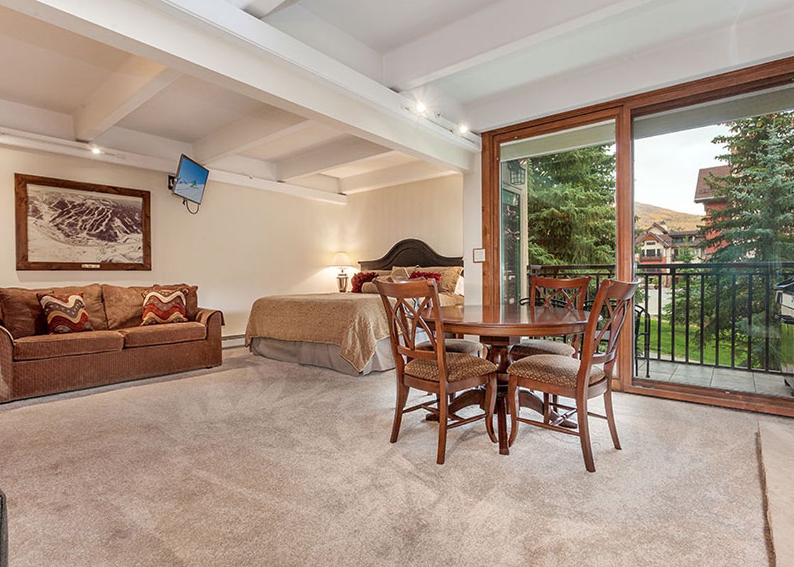 302 bedroom-dining2 2016