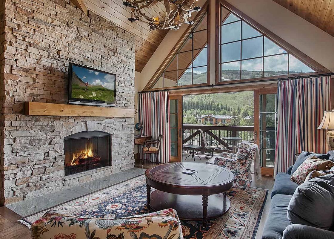mountain-view-405-Great-Room