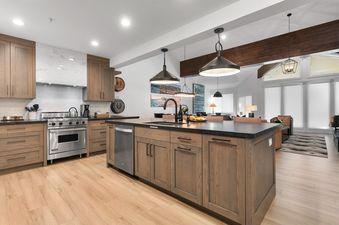 Trails End Lodge 303